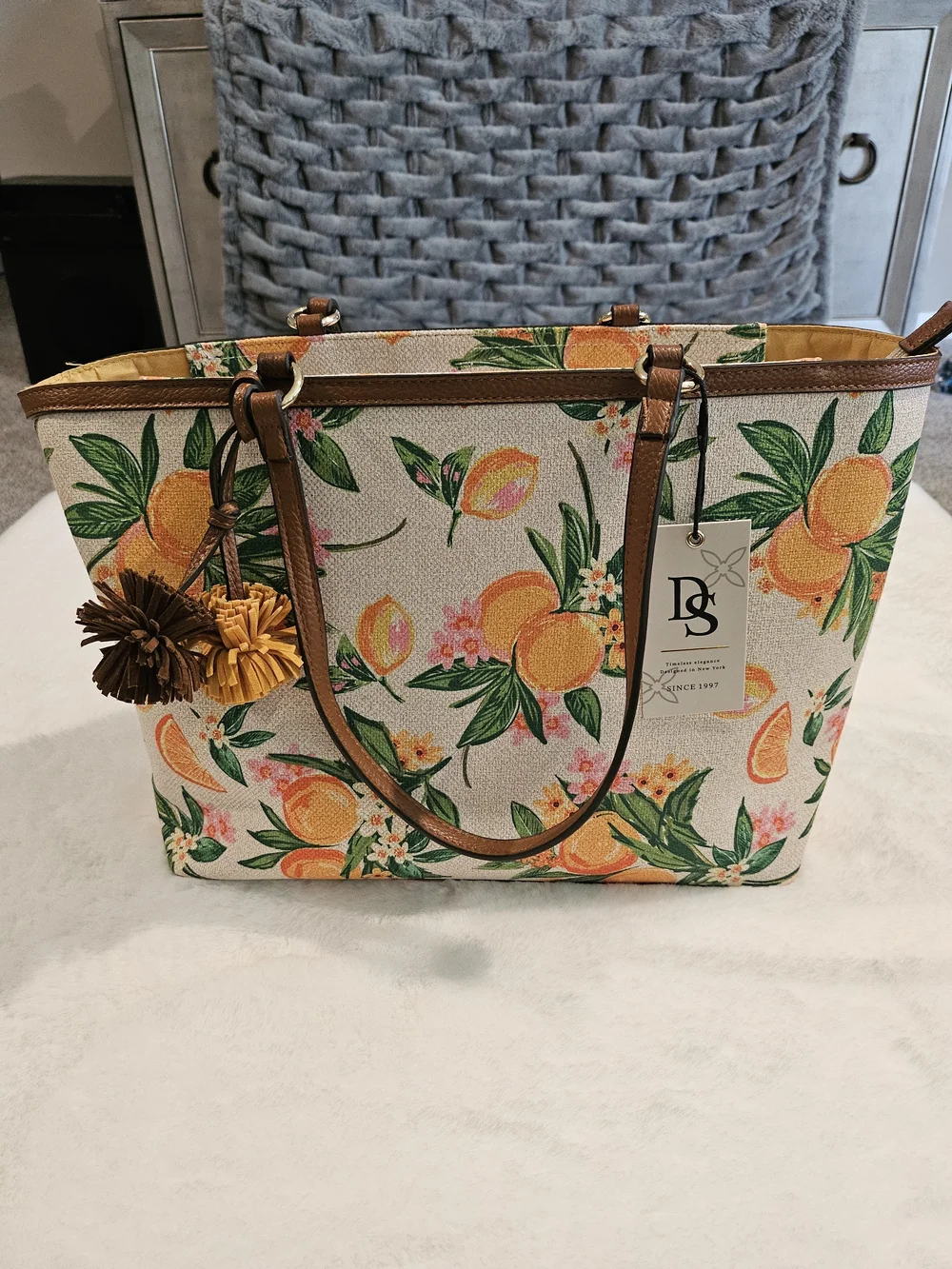 D S Designed in New York Canvas Tote Bag in Orange Green Floral Citrus Print O/S